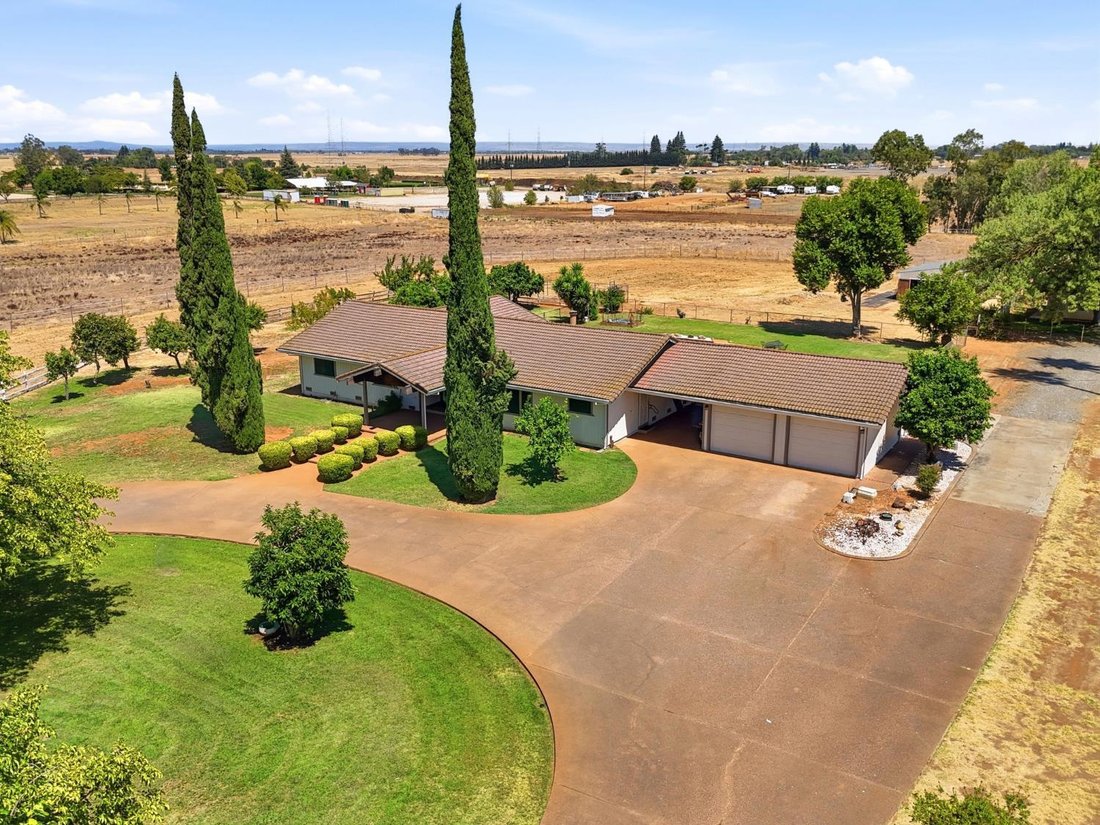 House in Sacramento, California, United States 4 - 18620805