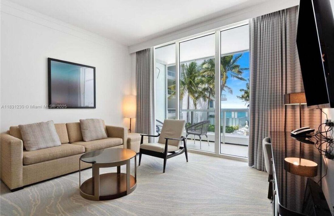 Condo in Miami Beach, Florida, United States 2 - 18618487
