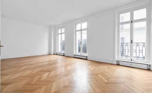 Apartment in Saint Philippe du Roule, Paris 8e Arrondissement, Paris 1