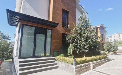 Villa in Zekeriyaköy, İstanbul, Turkey 1