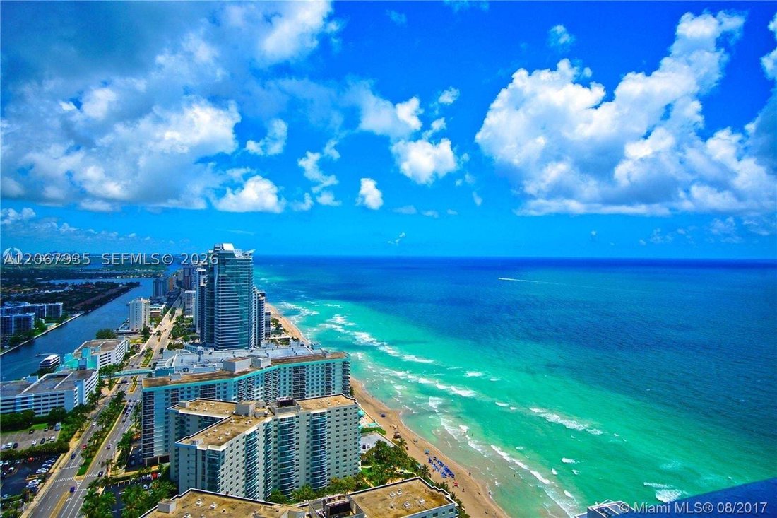 Condo in Hollywood, Florida, United States 1 - 18618556