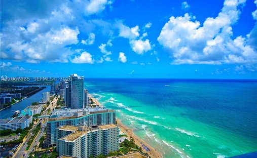 Condo in Hollywood, Florida, United States 1