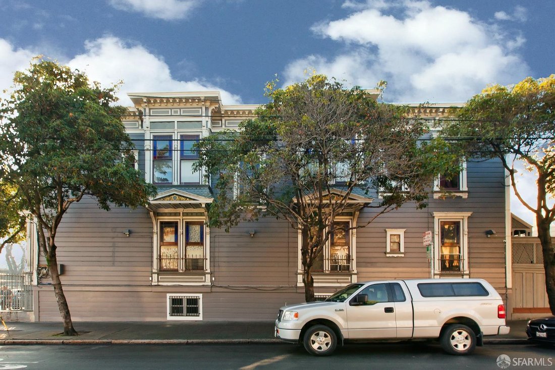 San Francisco, California, United States 2 - 18616973