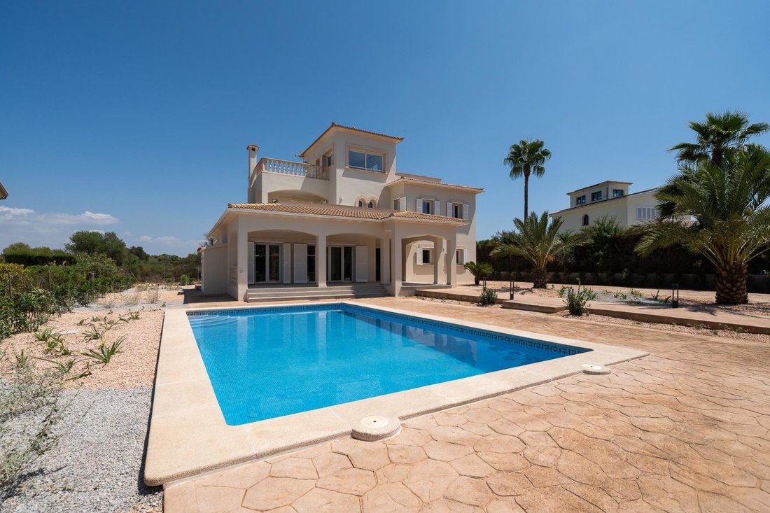 Villa in Llucmajor, Balearic Islands, Spain 1 - 18563105