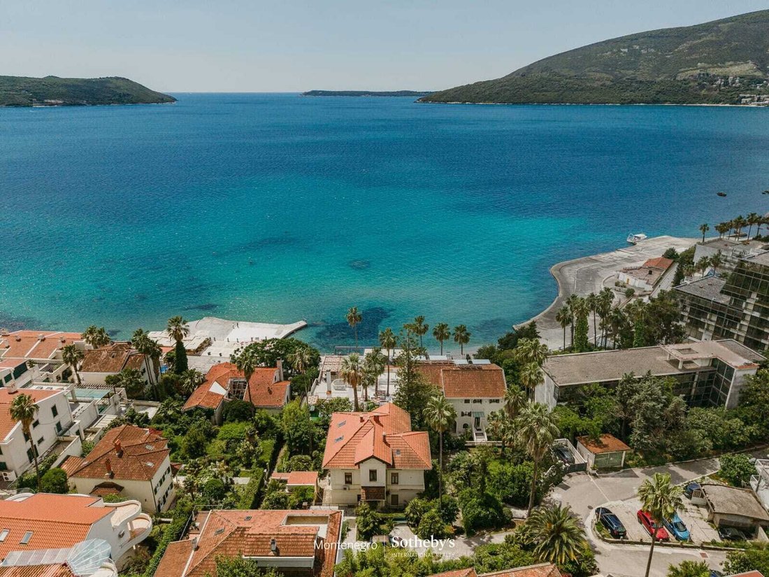 Villa in Herceg Novi, Herceg Novi Municipality, Montenegro 3 - 18622381