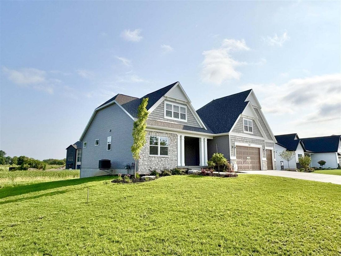 House in Byron Center, Michigan, United States 2 - 18307638
