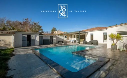 House in Marignane, Provence-Alpes-Côte d'Azur, France 1