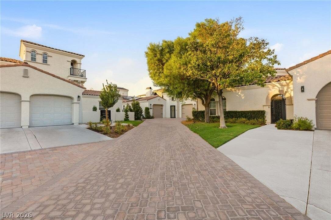 House in Las Vegas, Nevada, United States 2 - 18617054