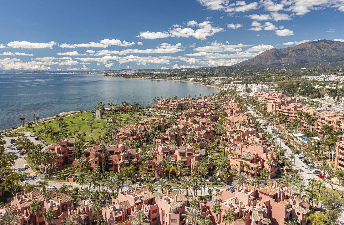 Apartment in Gualdalmansa, Estepona, Andalusia 4 - 18616035