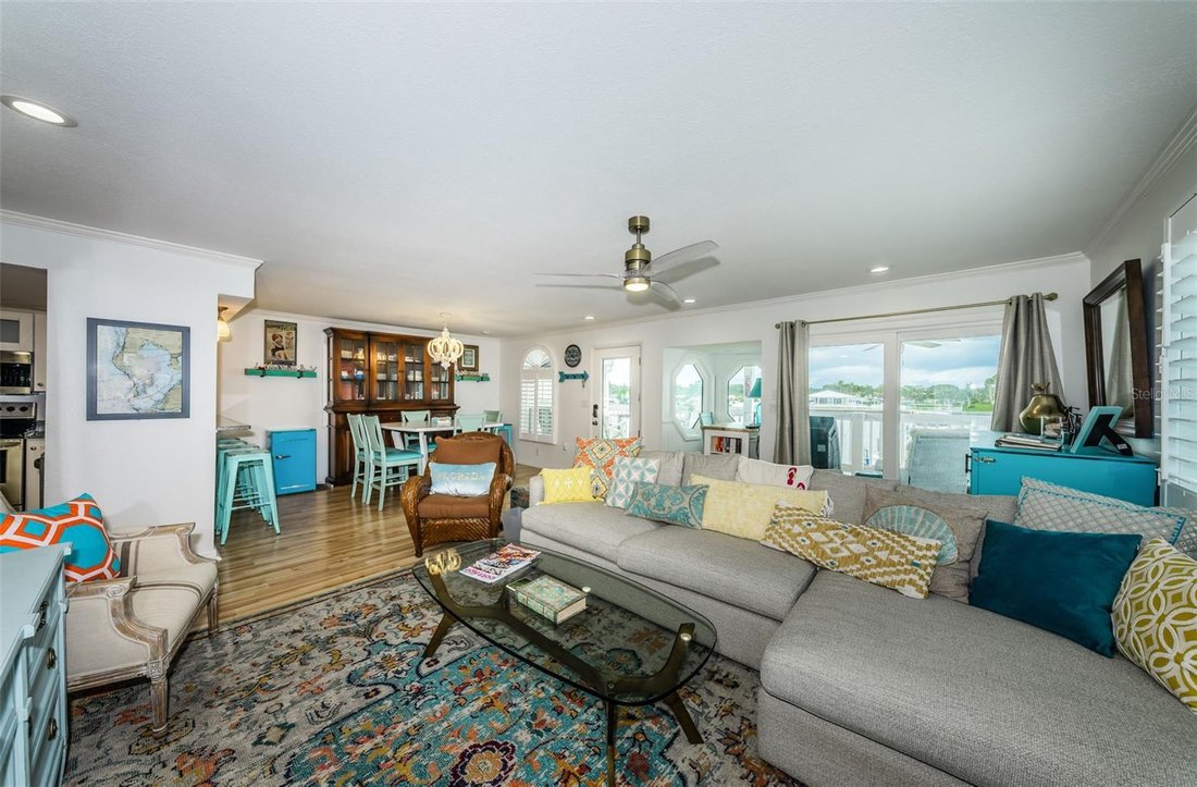 Condo in Indian Shores, Florida, United States 4 - 18617098