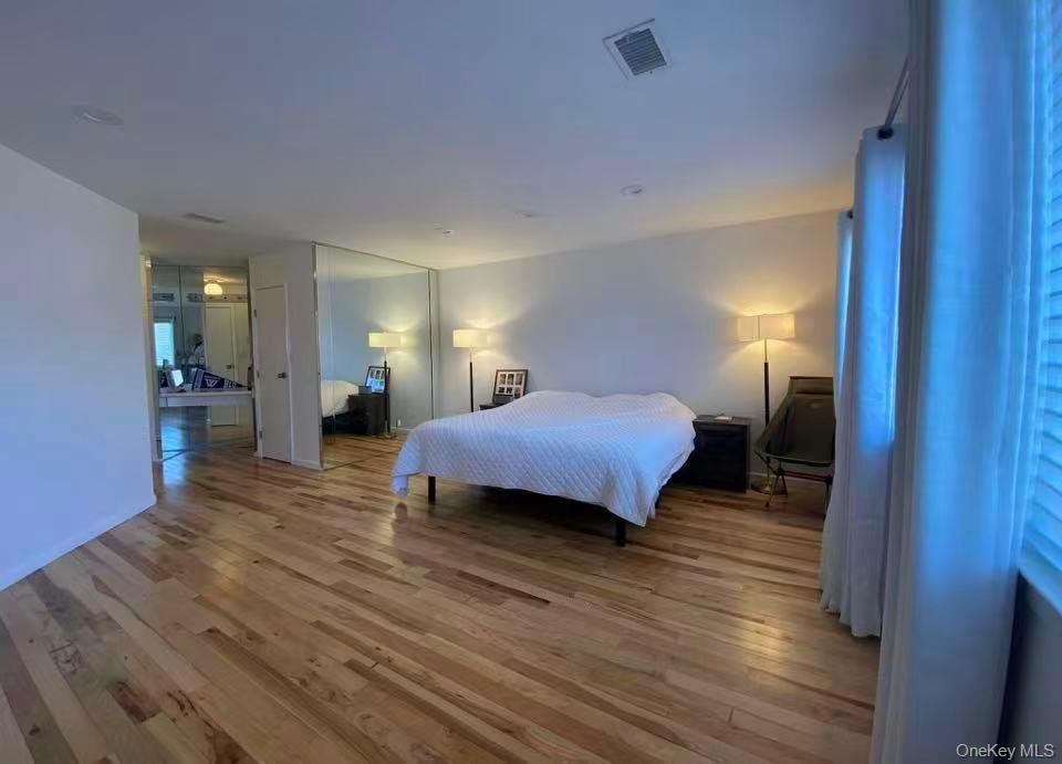 Condo in Jericho, New York, United States 5 - 18619091