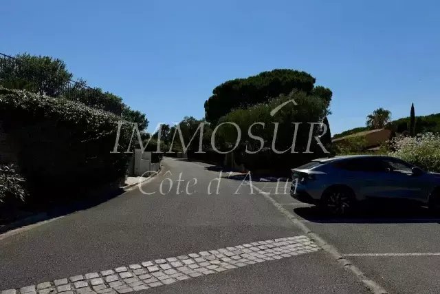 House in Zone Est Diffuse, Saint-Tropez, France 5 - 18261367