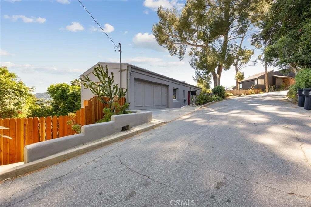 House in Glendale, California, United States 1 - 17606804