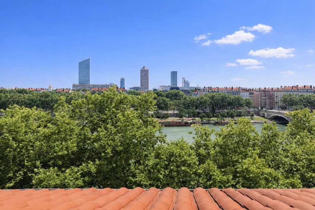 Apartment in Saint Vincent, Lyon 1er Arrondissement, Lyon 3 - 16245680
