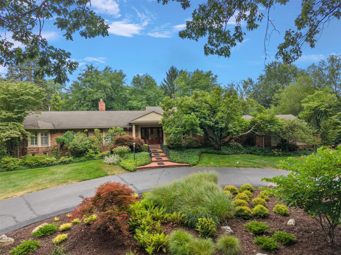 House in Bloomfield Hills, Michigan, United States 1 - 18619582