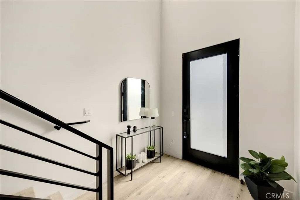 Condo in Costa Mesa, California, United States 5 - 17693856