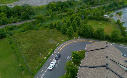 Terrain à Brossard, Québec, Canada 1