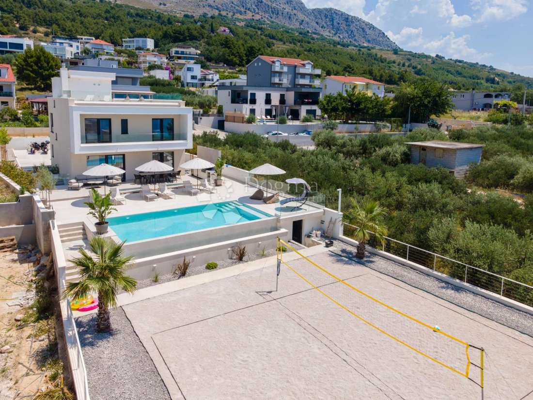 House in Grljevac, Split-Dalmatia County, Croatia 2 - 15432849