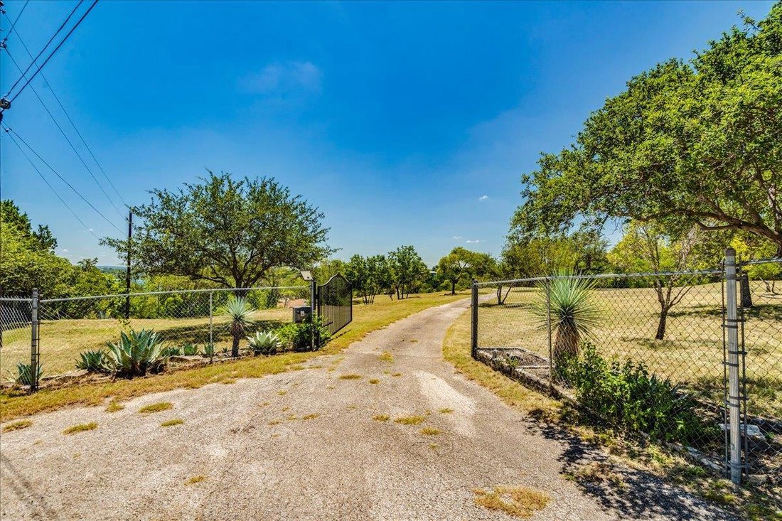 House in Jonestown, Texas, United States 5 - 16589793
