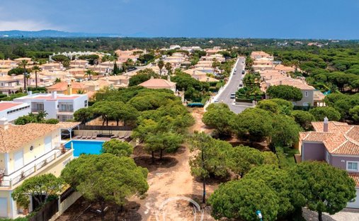 Land in Almancil, Algarve, Portugal 1