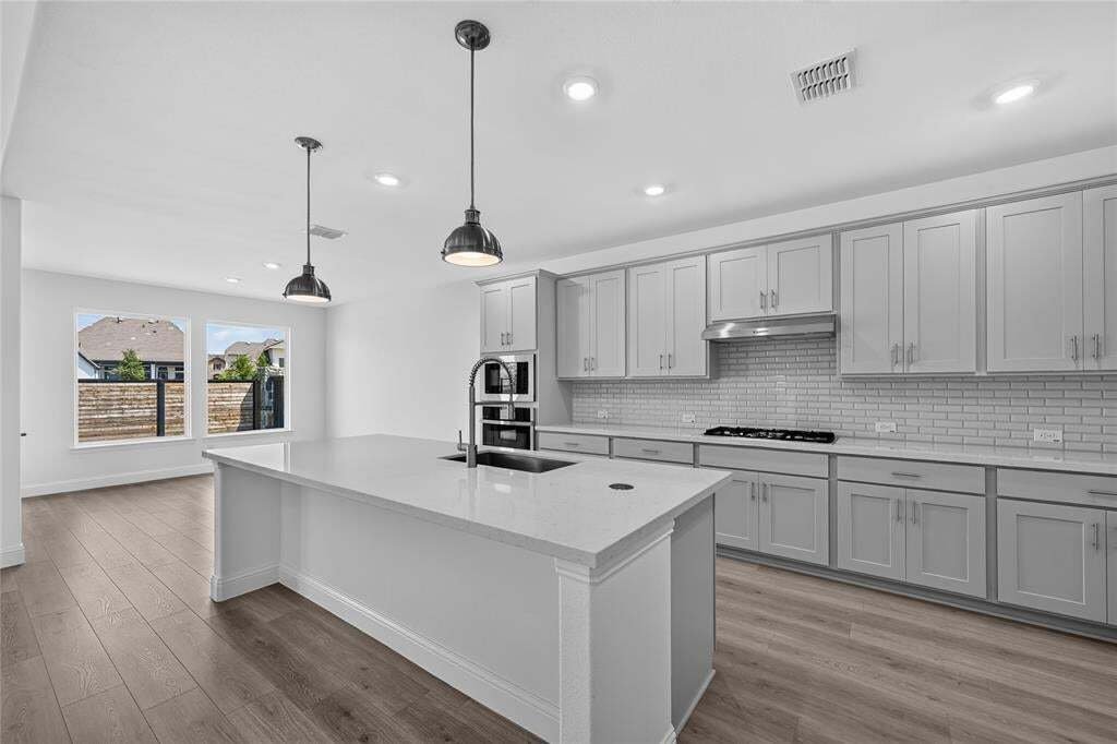 House in Lantana, Texas, United States 5 - 18450976