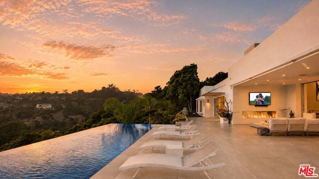 House in Beverly Hills, California, United States 5 - 18616976