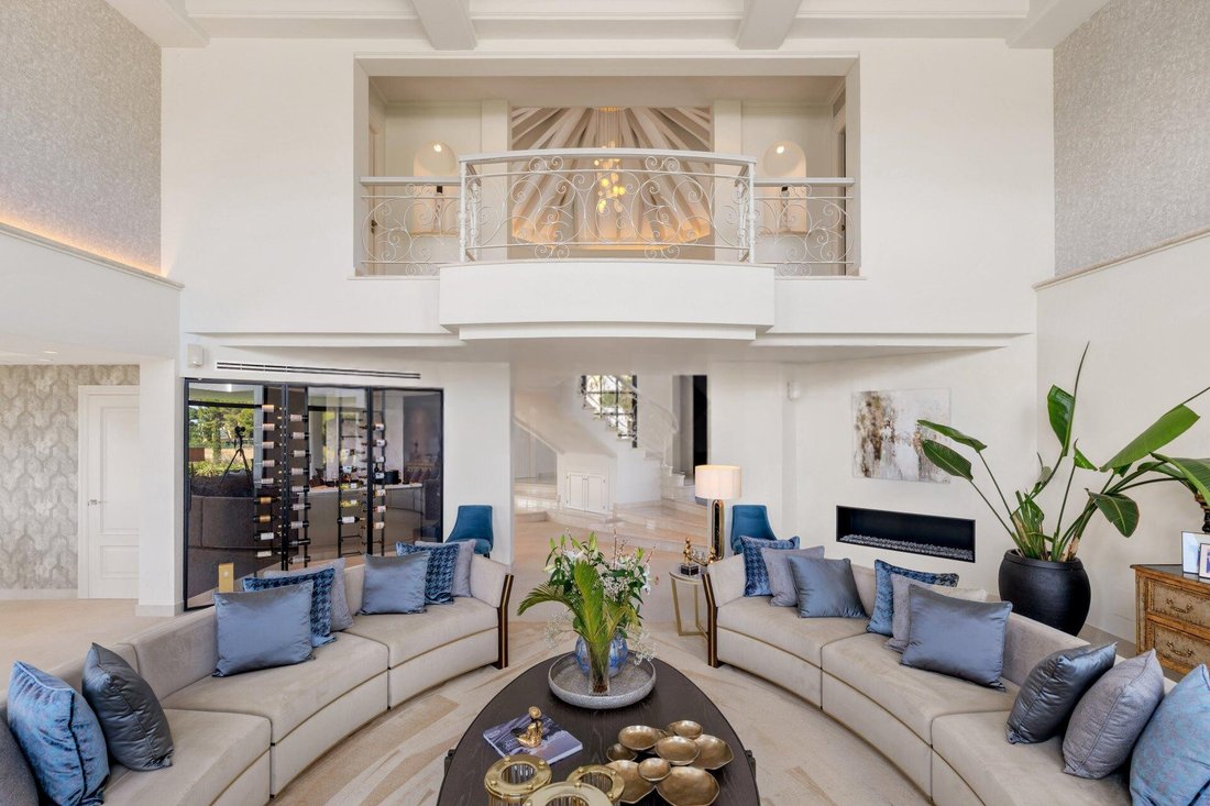 Villa in Marbella, Andalusia, Spain 5 - 18621334