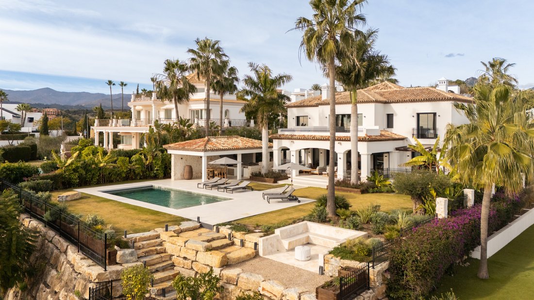 Villa in Cancelada, Estepona, Andalusia 1 - 18621396