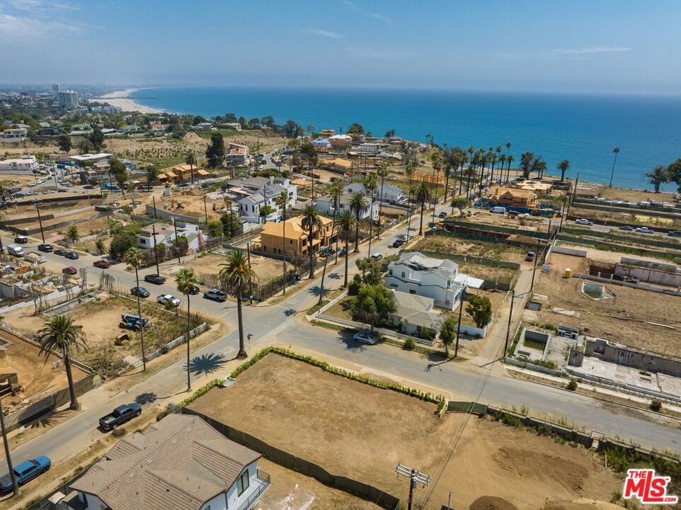 Land in Los Angeles, California, United States 4 - 18619070