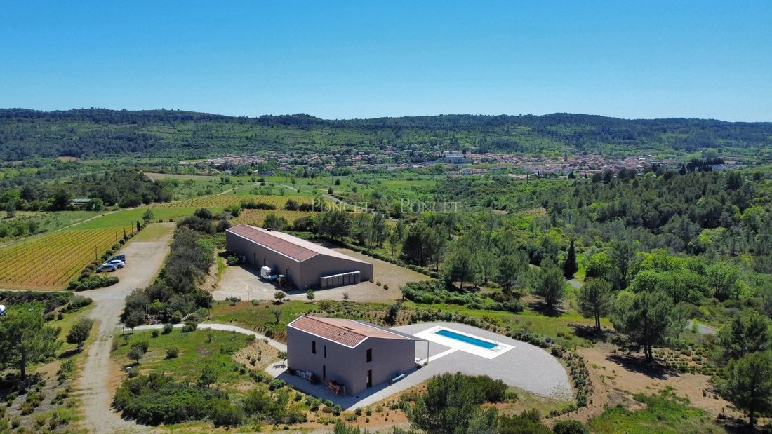 Farm Ranch in Allées Paul Riquet, Beziers, France 1 - 15174297