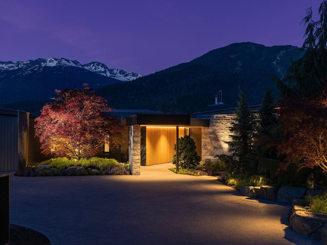 House in Whistler, British Columbia, Canada 5 - 18619637