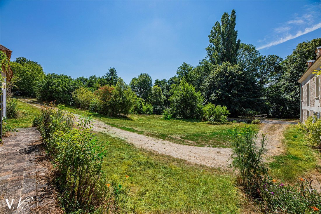 Estate in Preuilly-sur-Claise, Centre-Val de Loire, France 4 - 18620311