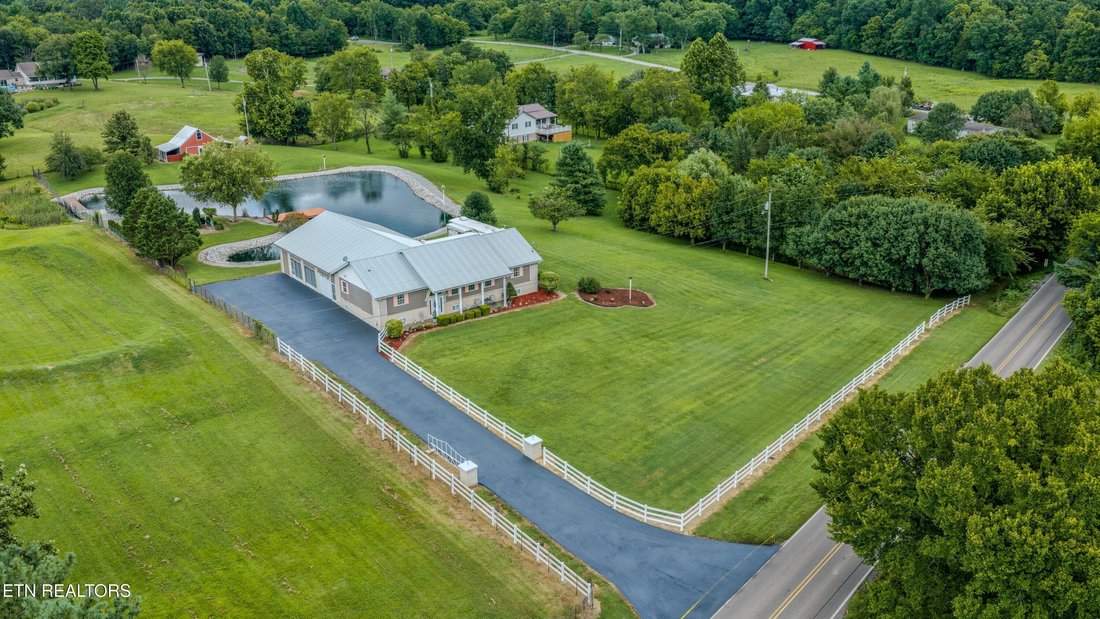 House in Seymour, Tennessee, United States 4 - 18617168