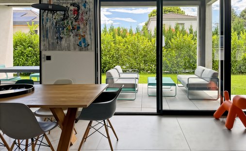 Maison à Divonne-les-Bains, Auvergne-Rhône-Alpes, France 1