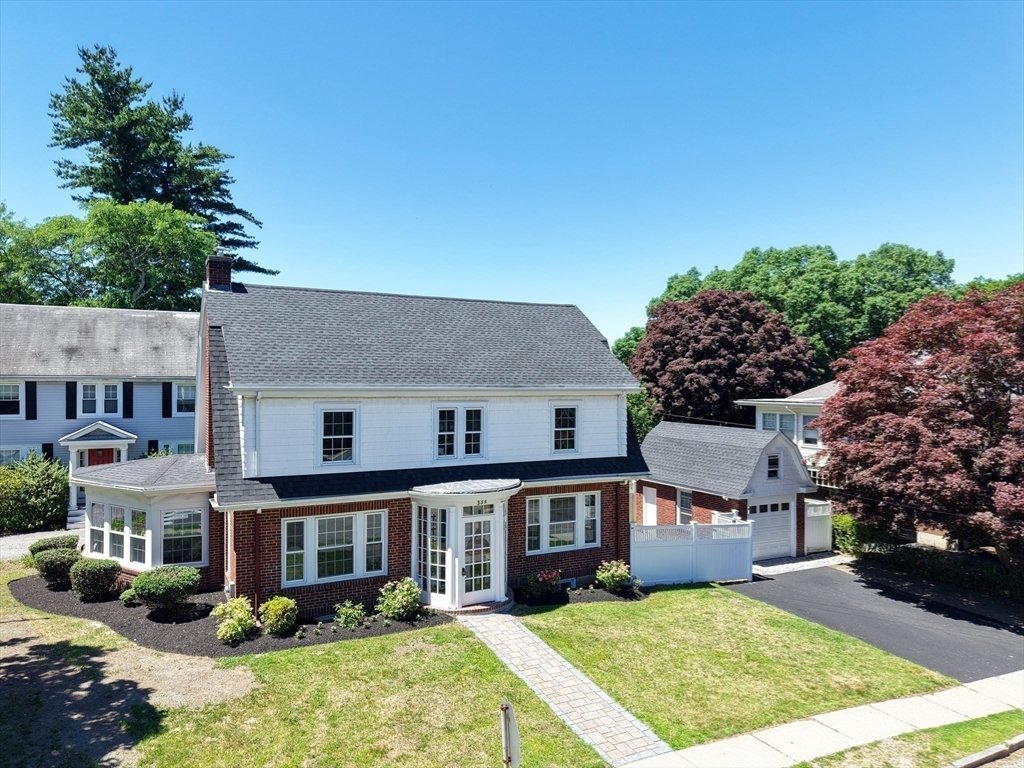 House in Belmont, Massachusetts, United States 5 - 18184442