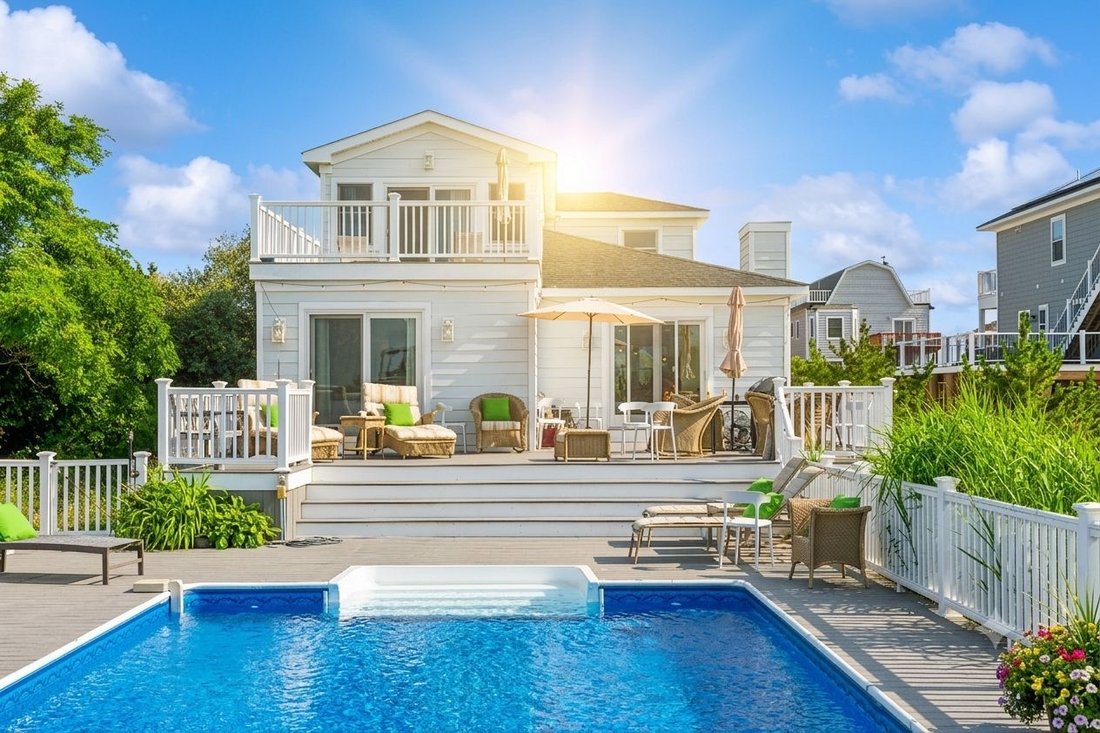 Quogue, New York, United States 2 - 18619084