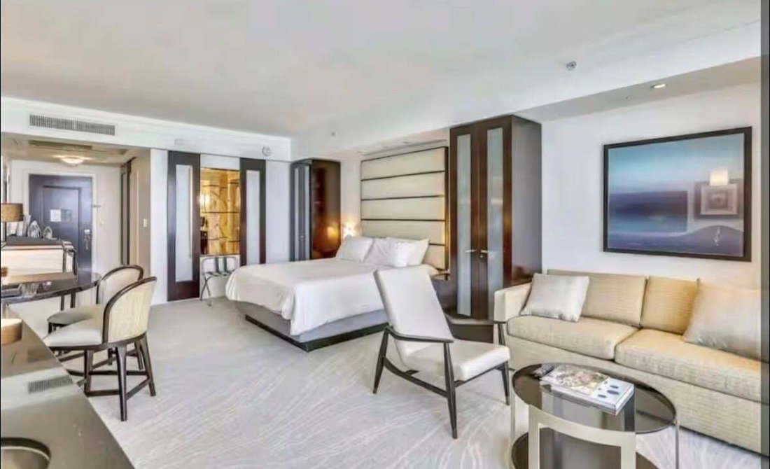 Condo in Miami Beach, Florida, United States 3 - 18618489