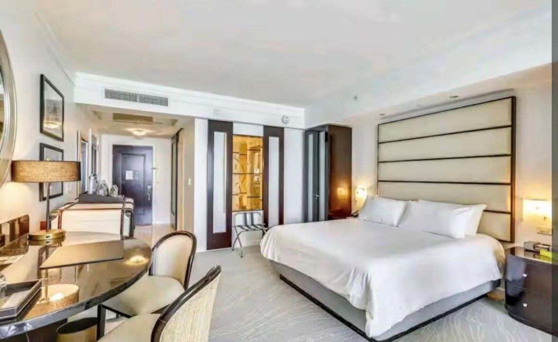 Condo in Miami Beach, Florida, United States 2 - 18618489