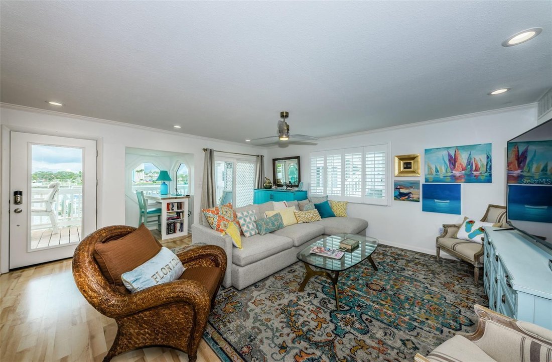 Condo in Indian Shores, Florida, United States 5 - 18617098