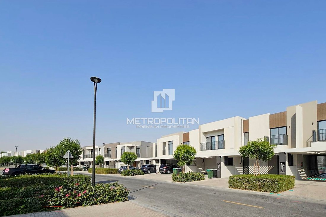 Townhouse in Dubai South Golf District, Dubai, United Arab Emirates 1 - 18616285