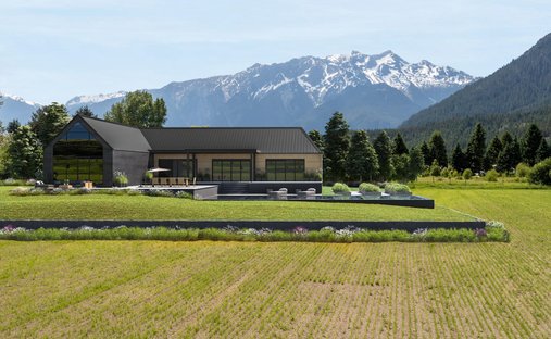 House in Squamish-Lillooet C, British Columbia, Canada 1
