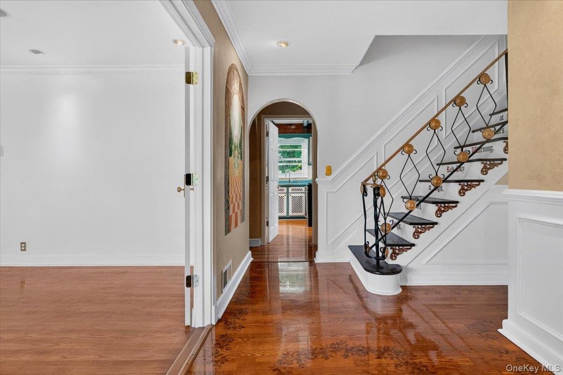 House in New Rochelle, New York, United States 3 - 18617134