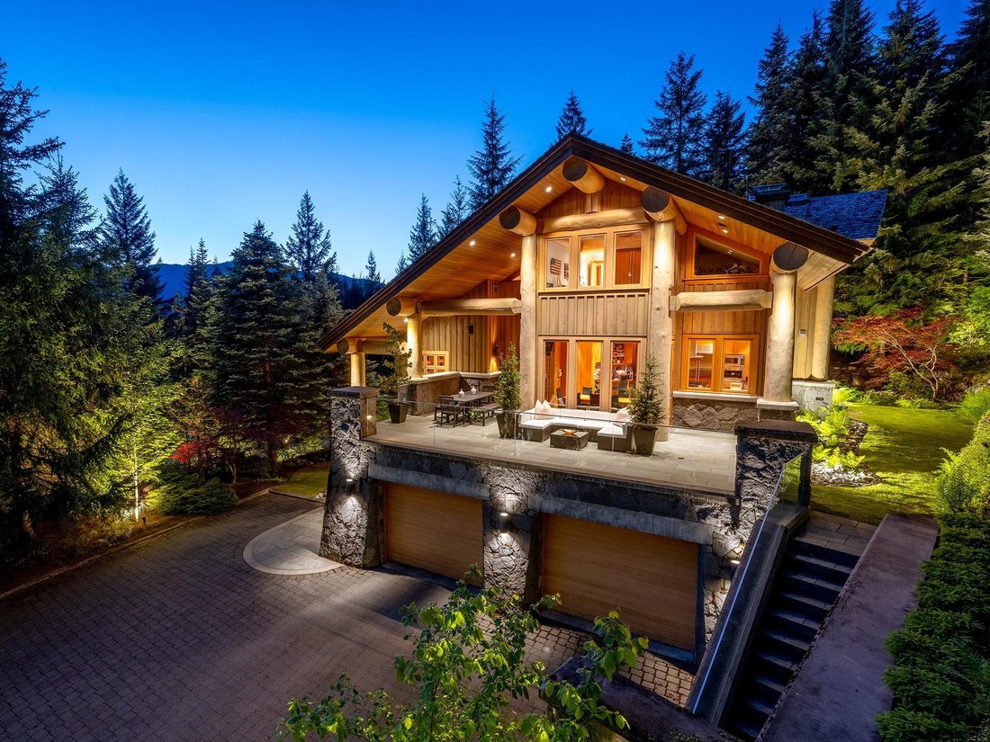 House in Whistler, British Columbia, Canada 1 - 18619664