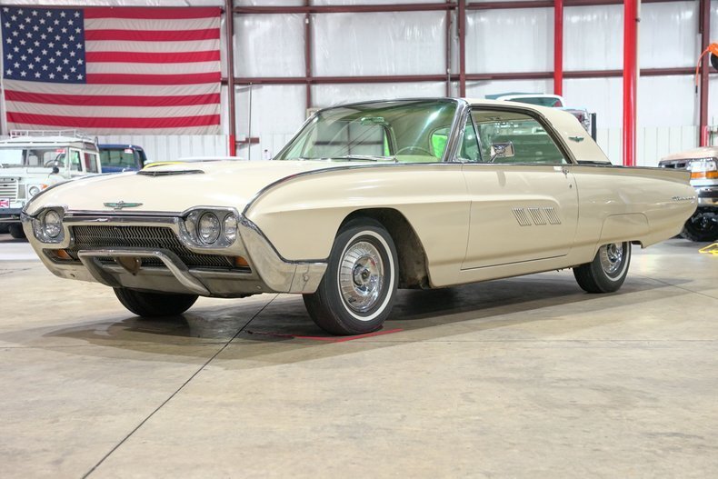 Coupe in Grand Rapids, United States 1 - 18615863
