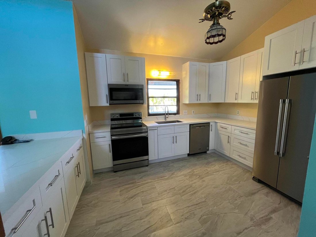 House in Key Colony Beach, Florida, United States 5 - 18624037