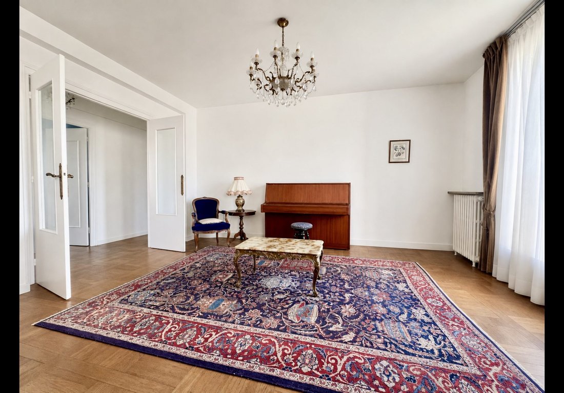 Apartment in Violet Commerce, Paris 15e Arrondissement, Paris 1 - 18619913