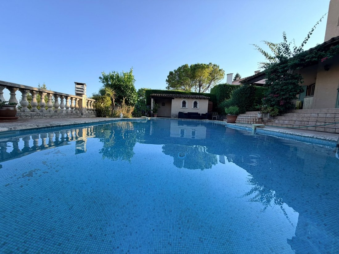 House in Grasse, Provence-Alpes-Côte d'Azur, France 3 - 18623902