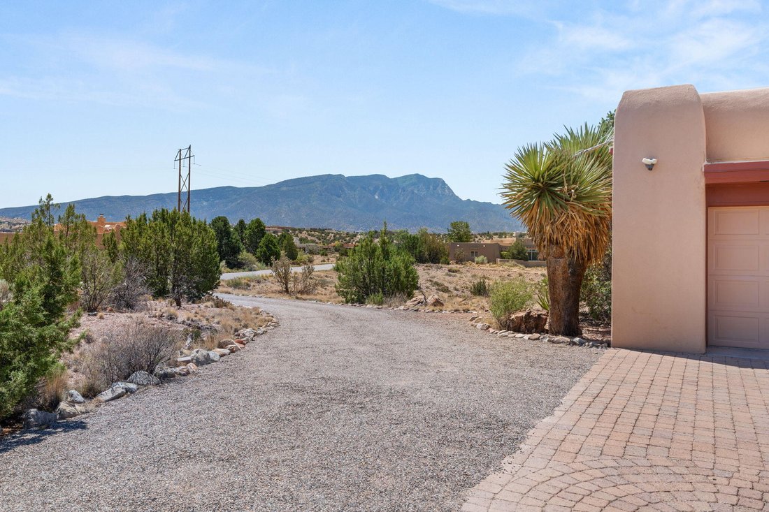 House in Placitas, New Mexico, United States 4 - 18624188