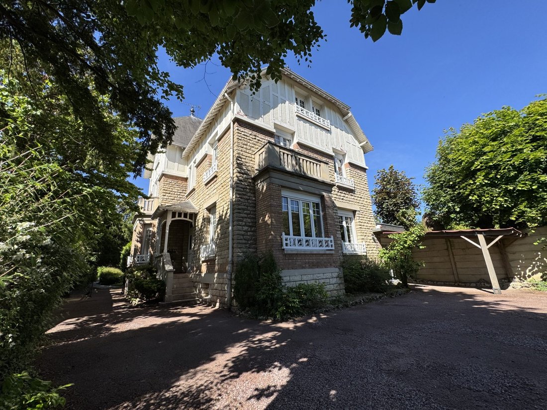 House in Cathédrale, Troyes, France 1 - 18139083
