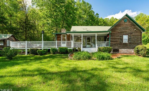 House in Mountain City, Tennessee, United States 1